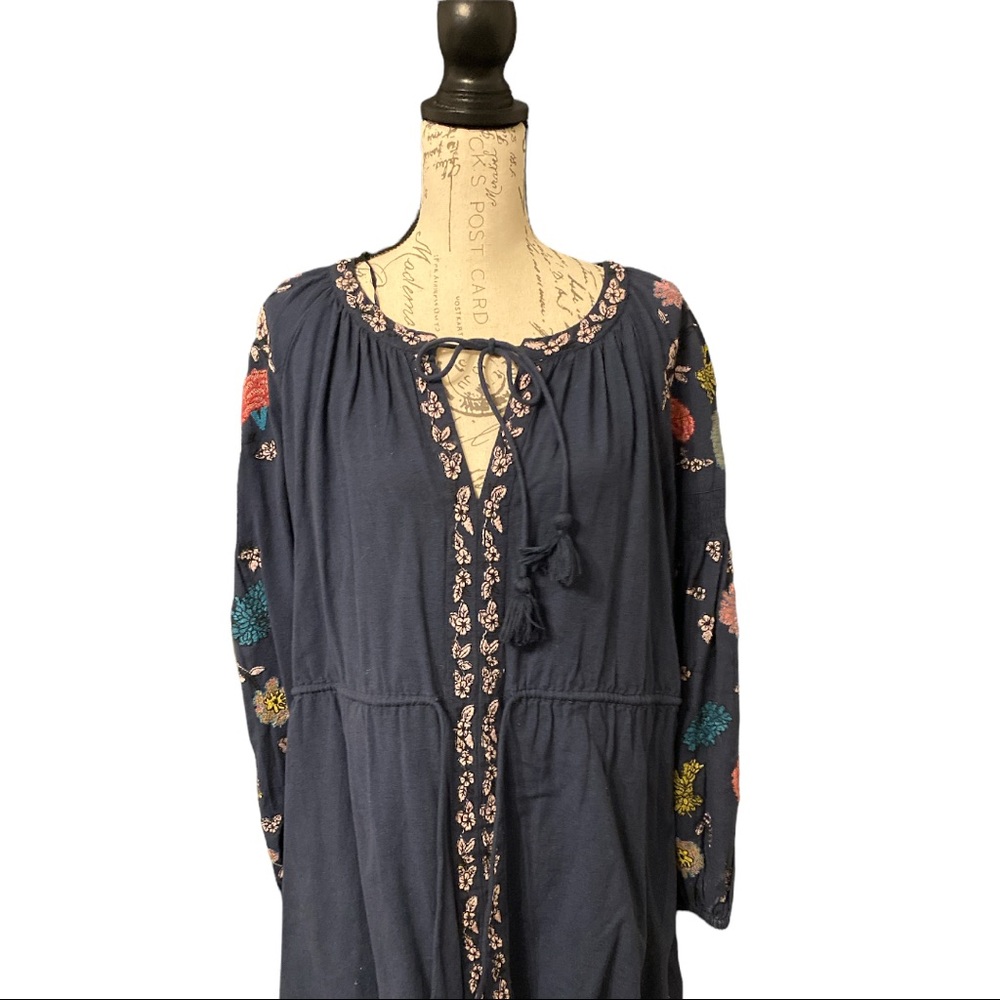 Zara Small Kaftan Dress. Very warm dress and comfortable. Gently Used.
